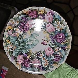 Hand Painted The Bradford Exchange “Circle of beauty by Lena liu